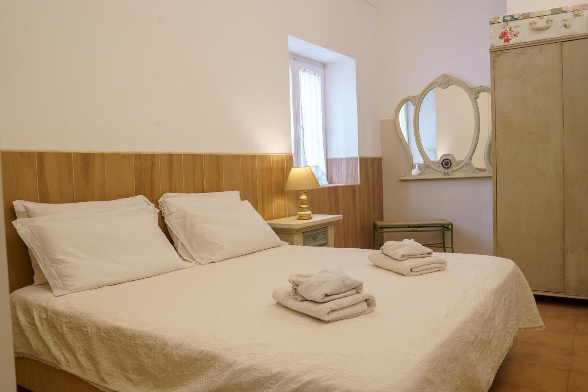 Il Panorama Housing Cilento Aparthotel Santa Maria di Castellabate Bagian luar foto